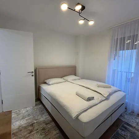 Old Town Royal Apartment